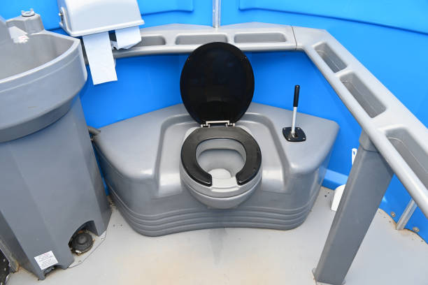 Portable Toilet Options We Offer in Clive, IA